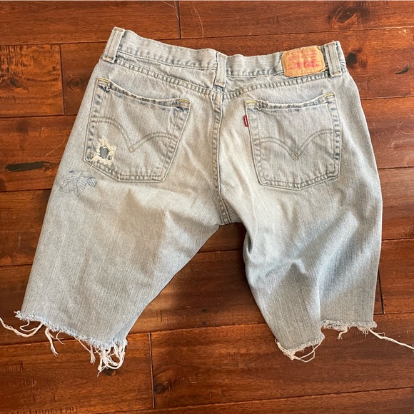 Vintage’06 Levis slouch shorts - Picture 4 of 11